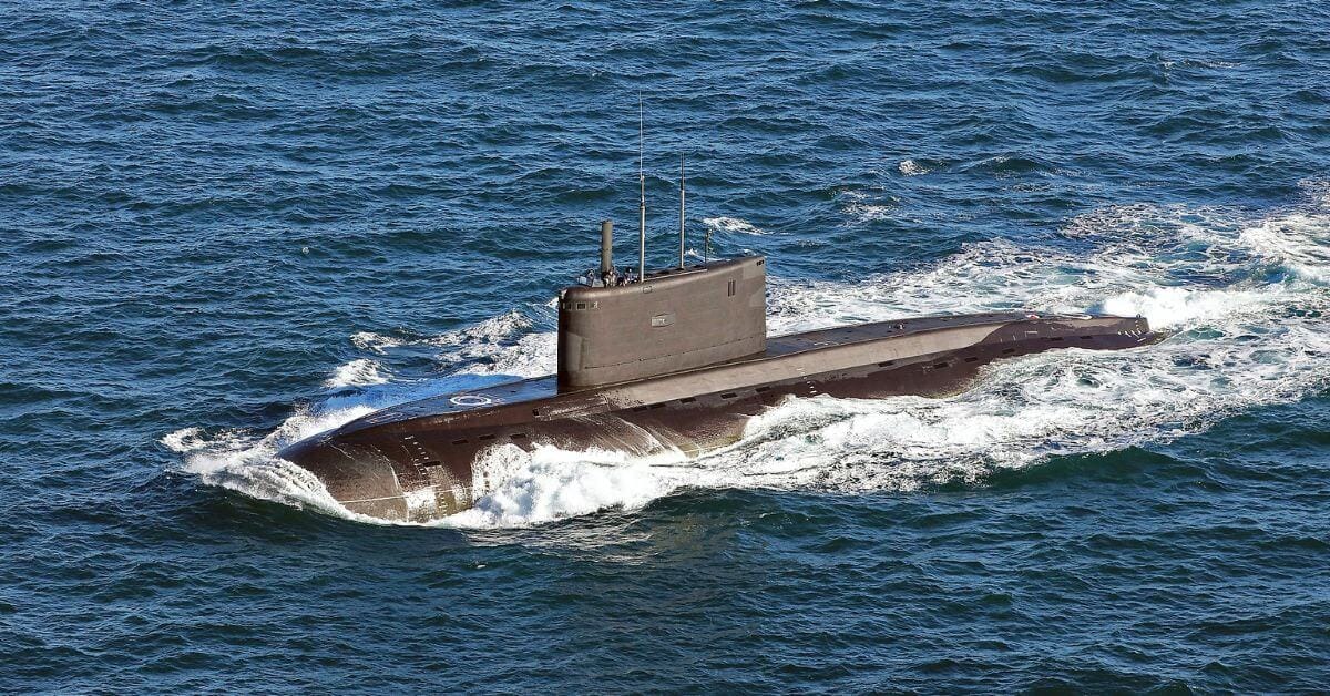 俄羅斯柴電攻擊潛艦「新羅西斯克號」（Novorossiysk）。 圖：擷取自維基百科