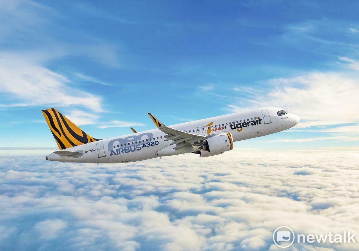 臺南市長黃偉哲積極爭取臺南機場國際航班不遺餘力，經觀光旅遊局等市府團隊多年努力洽談下，將規劃與台灣虎航合作努力開闢全新國際航線，預計年底前推出「臺南—熊本」及「臺南—沖繩」航線。這將是臺南拓展國際旅遊市場的重要突破。 圖：台南市政府／提供