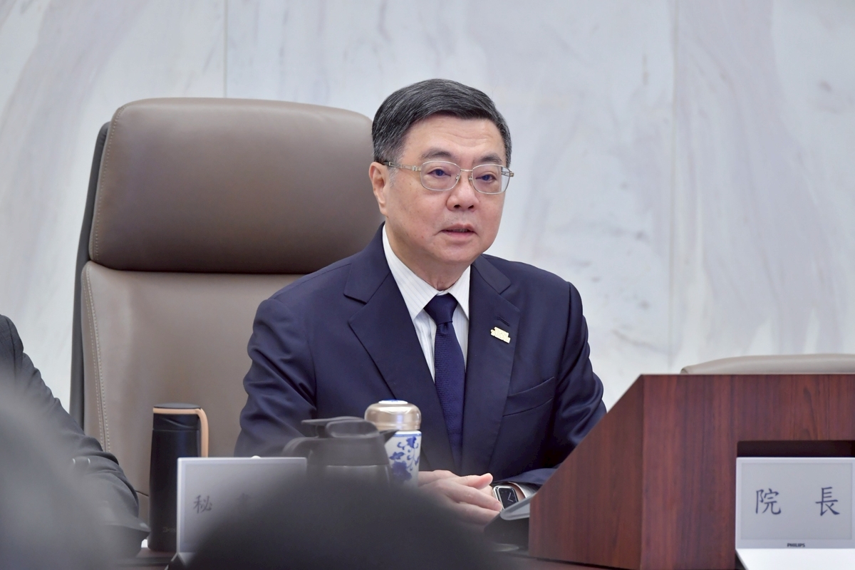行政院長卓榮泰今（2）日在院會聽取農業部「中秋節穩定民生物資價格及供應」報告後裁示。 圖：行政院提供