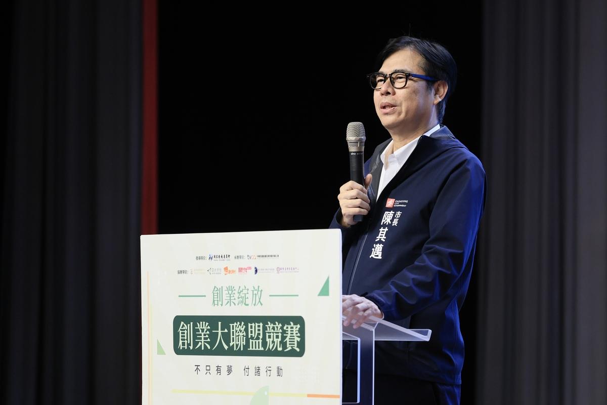陳其邁坦承上次國民黨的財劃法修法，對柯志恩是蠻失望的，希望這次她能夠站在高雄的民意這一邊。  圖：高雄市青年局/提供（資料照）