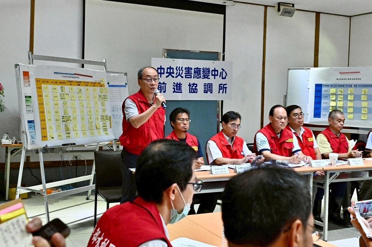 中央災害應變中心前進協調所今（4）日召開第 20 次工作會報。 圖 : 行政院/提供