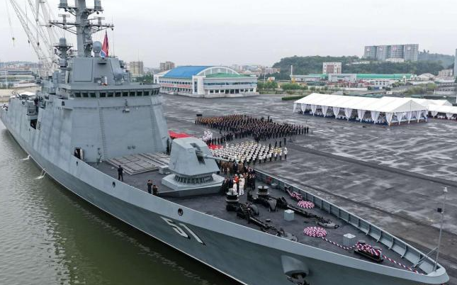 北韓5000噸巨艦現身 ! 崔賢號直指美韓聯軍 金正恩誓言懲罰敵人挑釁