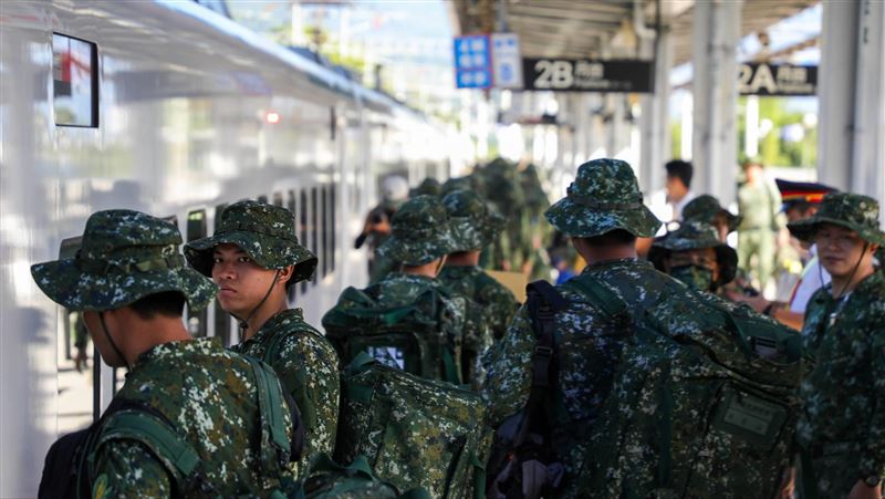 特戰弟兄在社群平台發文「我們不要掌聲，只想找到祢」，感動全網。 圖：國軍第2作戰區提供