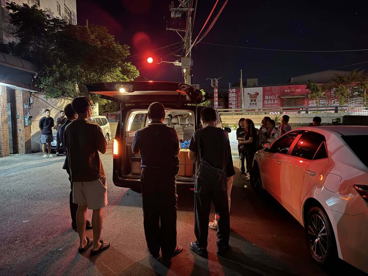 桃園志工林鴻森在花蓮救災八日，因感染敗血症不幸過世。 圖：翻攝自林奕華　臉書