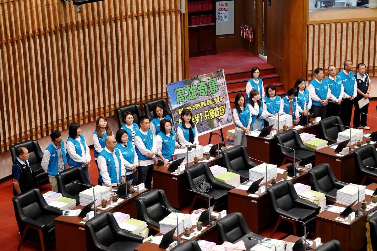 國民黨團呼籲高市府莫怠惰無作為，讓不肖業者有機可乘。 圖：高雄市議會/提供