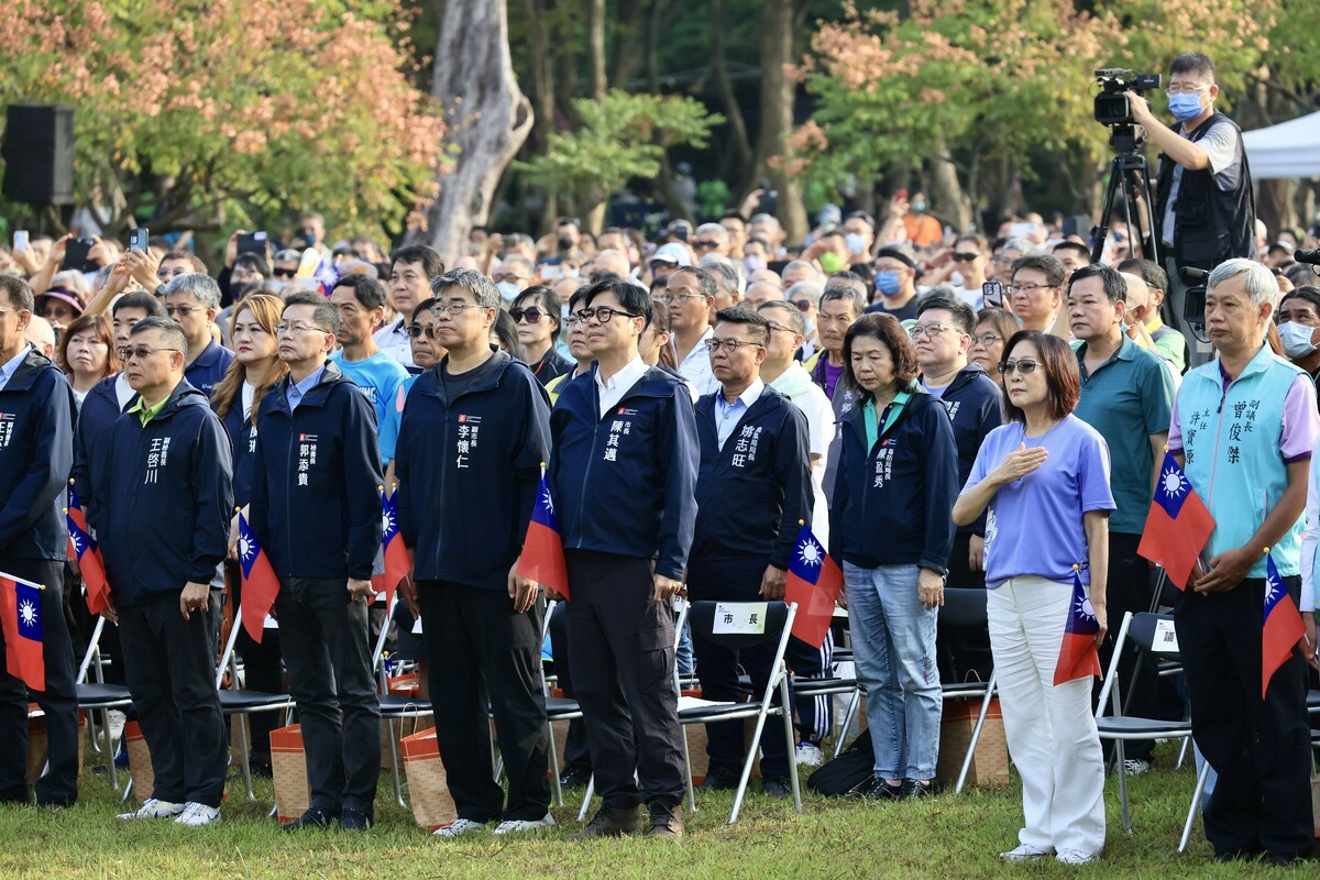 高雄市政府首次移師澄清湖舉辦國慶升旗典禮。 圖：高雄市政府/提供