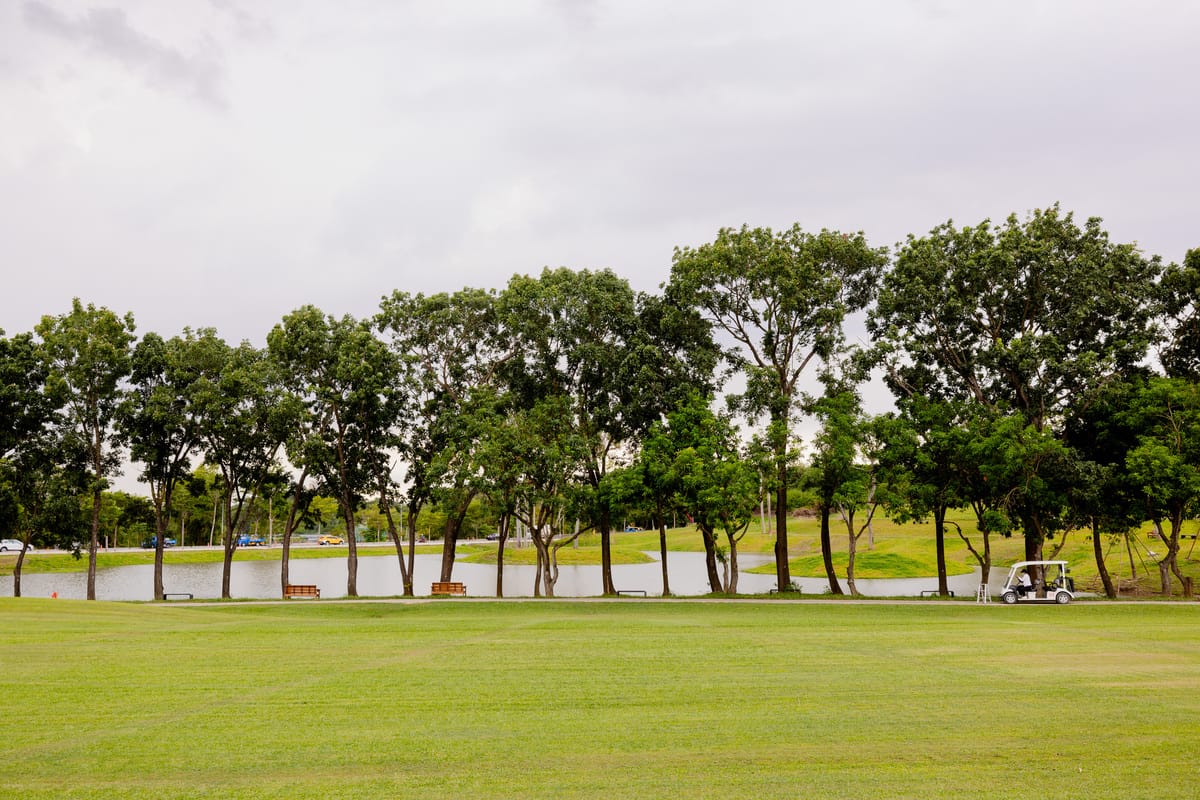 高市府將高雄高爾夫球場改成果嶺公園的作法，獲得74%市民支持。 圖：高雄市政府/提供（資料照）