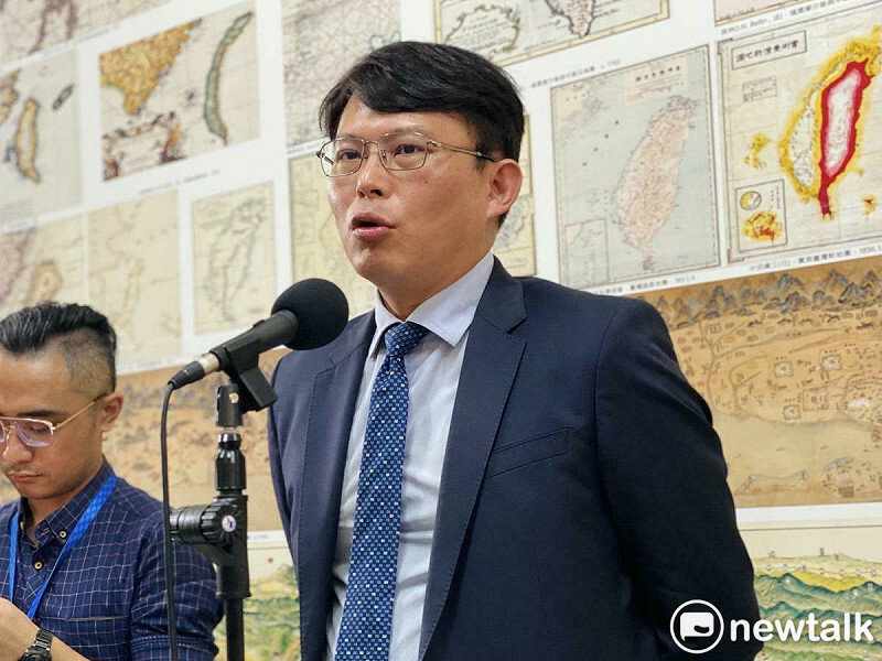 媒體今（13）日再爆料，黃國昌狗仔隊最愛的偷拍埋伏地點，竟是民進黨中央黨部，真正的目標是當時的總統參選人賴清德。 圖：周煊惠／攝（資料照）