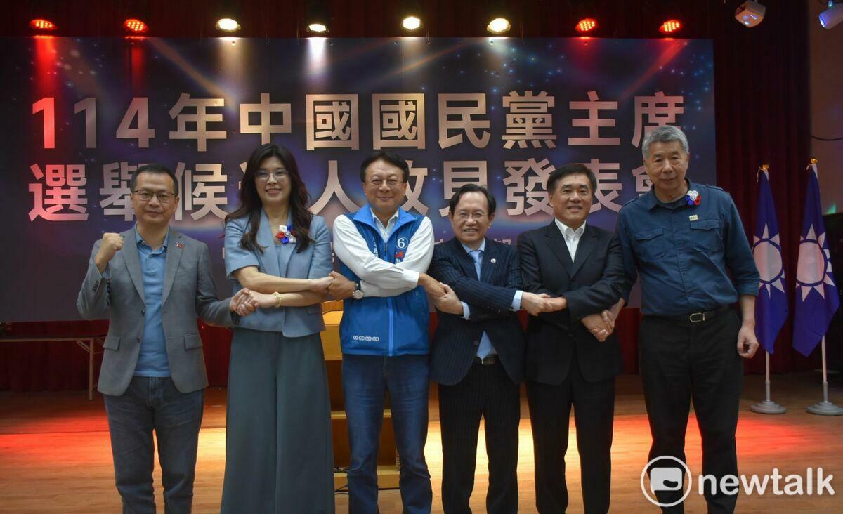 國民黨黨主席選舉六位候選人最後一場政見會，在高雄市君毅正勤社區活動中心壓軸登場。 圖：孫家銘攝