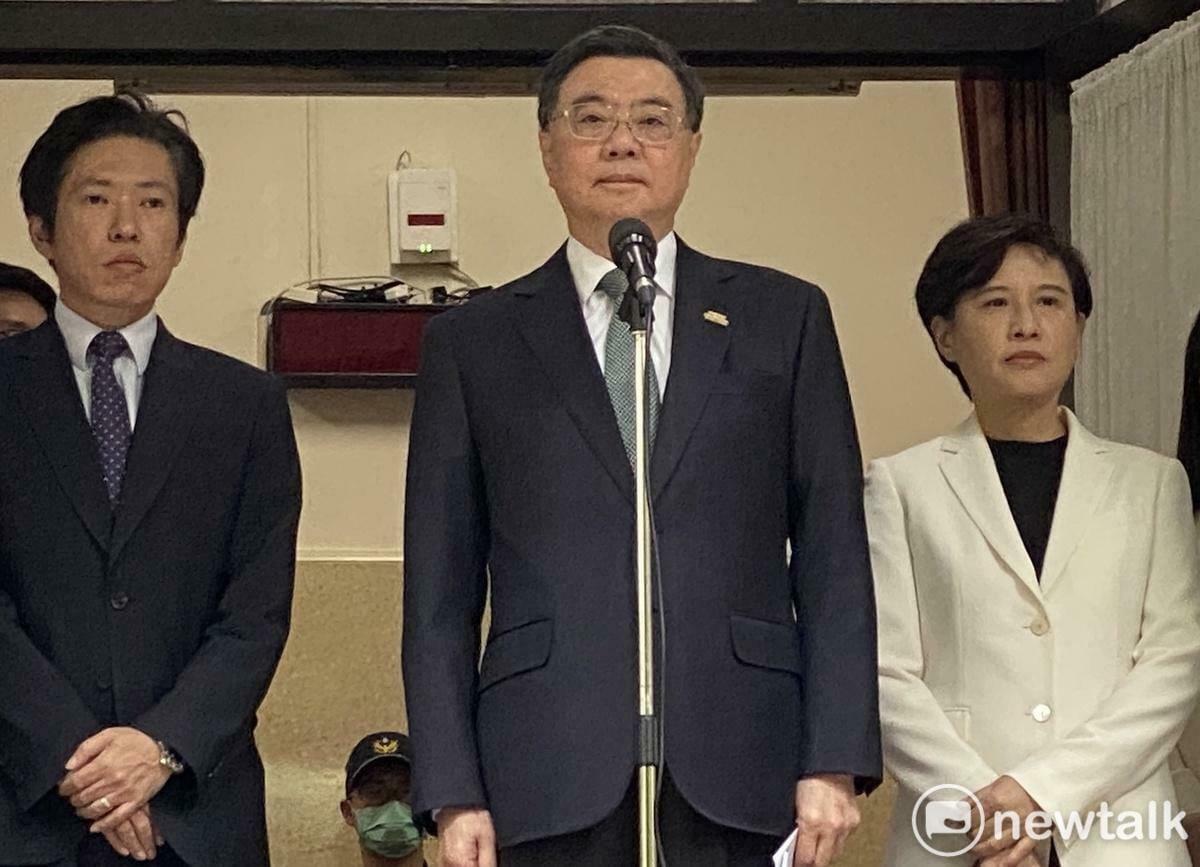 行政院長卓榮泰(中)。 資料照片：林朝億/攝
