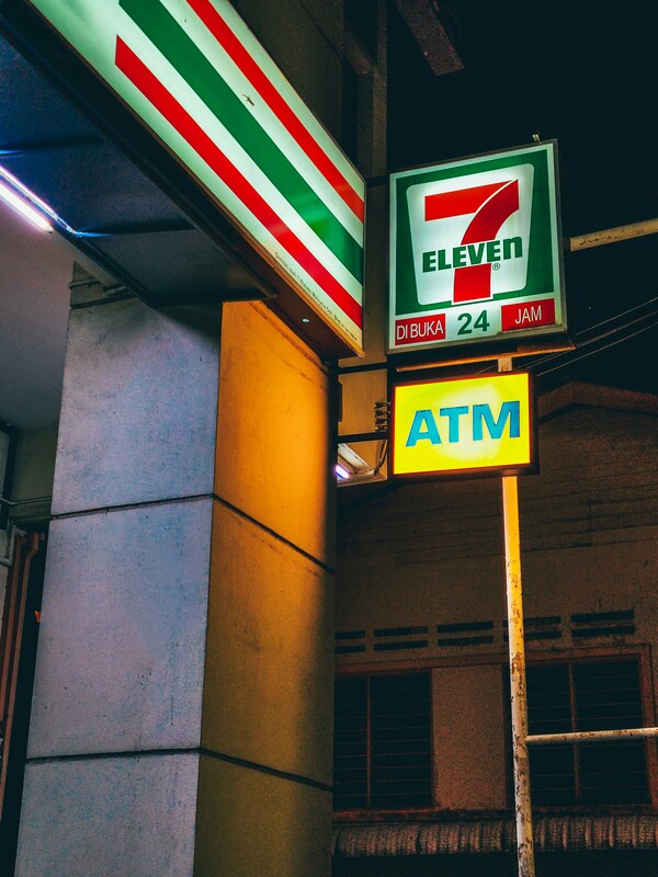 7-ELEVEN獨家開賣SEVENTEEN辣炒年糕 2款聯名包裝粉絲必收