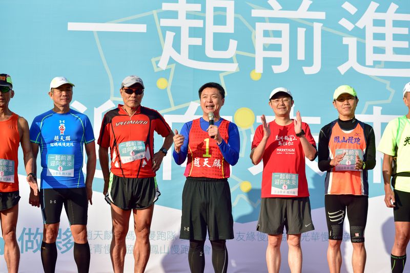 全國首創健康選舉，趙天麟路跑掃街拜票