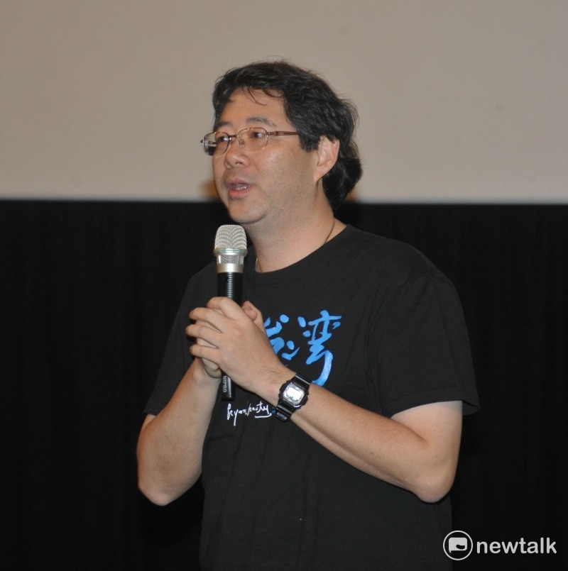 導演齊柏林表示，臺灣的美麗與傷痕，每個人都參與其中；希望大家看完這部影片後，能夠重新思考。圖：陳冠廷/攝。