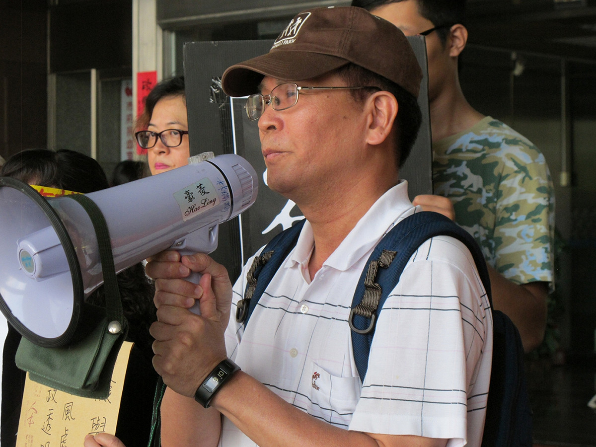 北社秘書長李川信10日強調，他擔任多屆新北市教師申訴委員會，他完全不認同中山國中解聘蕭曉玲的理由。圖：林朝億/攝