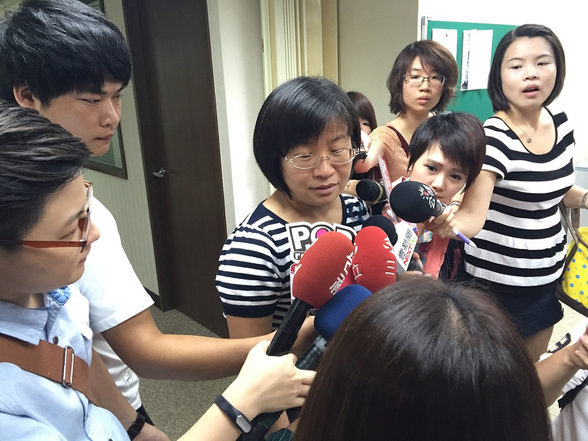 對於遠雄指定的仲裁人施義芳突然辭任，台北市政府法務局科長沈杏霖感到錯愕，並說可能是施自己有考量。圖：劉奕霆/攝