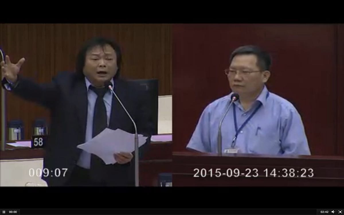 民進黨籍市議員王世堅週三(23日)在台北市議會進行財建部門質詢。圖：翻攝自議會直播網站