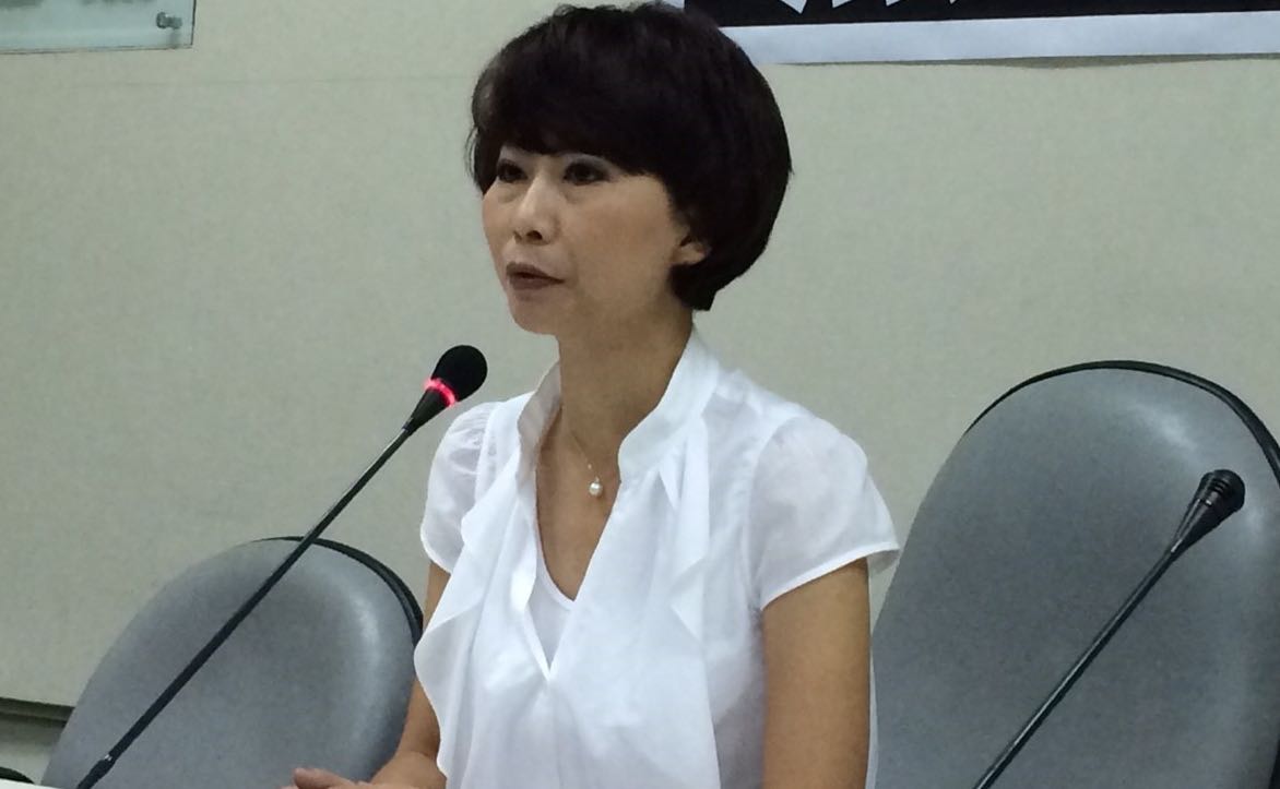 對於隨機傷人案再起，民進黨立委陳亭妃表示，政府應該成立社會心理諮商體系，才能杜絕類似事件發生。圖：符芳碩/攝