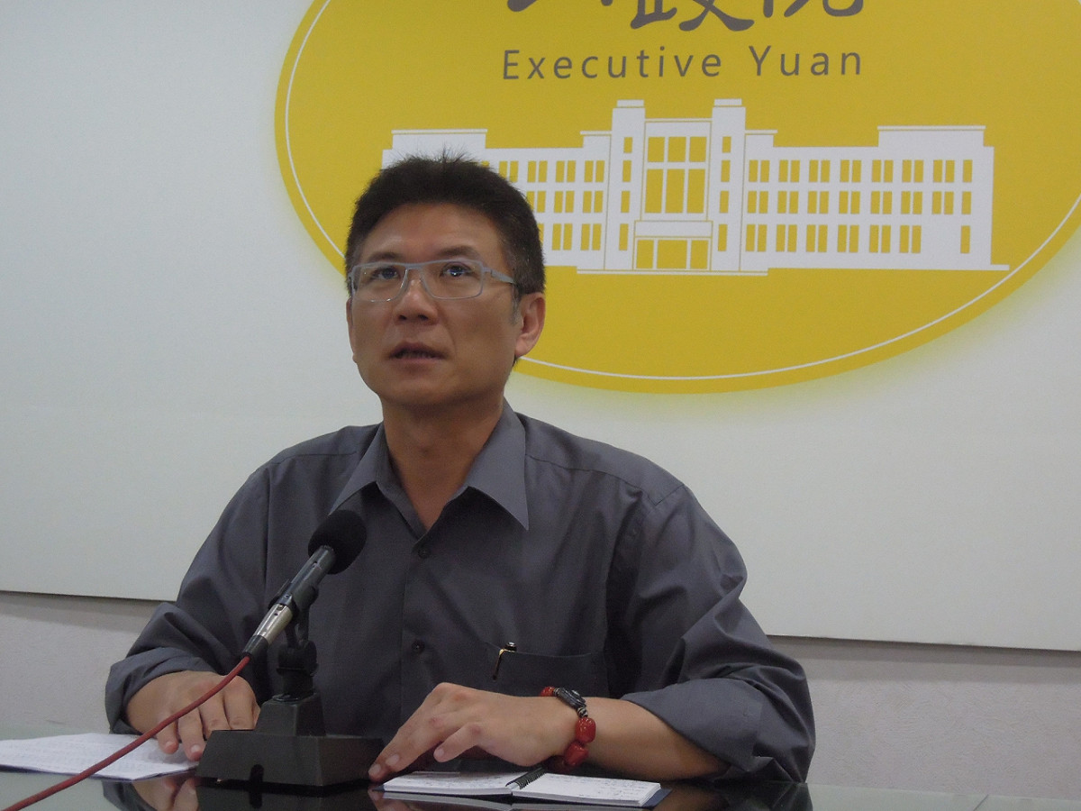 行政院13日就苗栗縣財政改革草案進行討論，會後發言人孫立群轉述，政院將介入苗栗縣政運作及金流財政秩序。圖：新頭殼資料照片