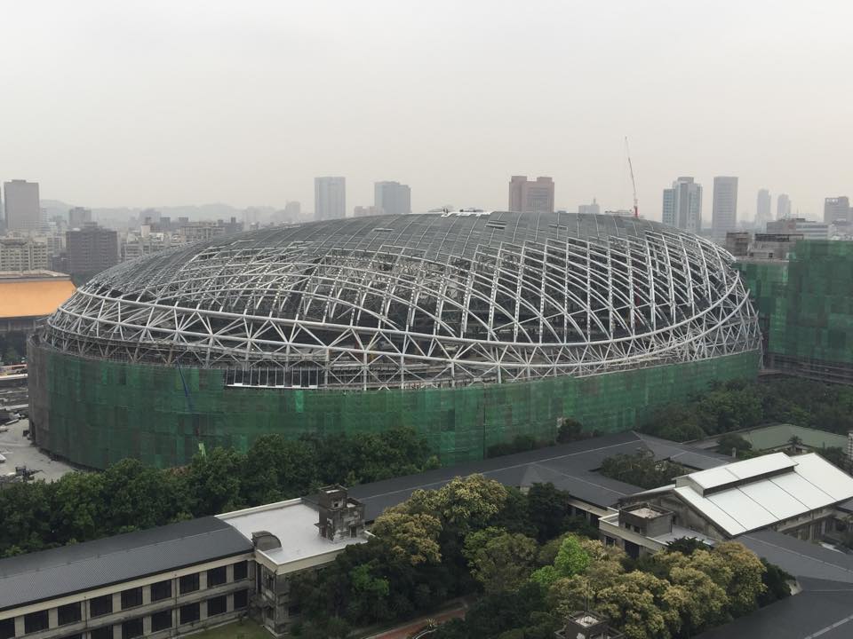 針對大巨蛋爭議，內政部次長陳純敬今(22)日表示，爭議點在於雙方的鑑定標準不一，這應該要回歸合約內容去討論。圖：新頭殼資料照片
