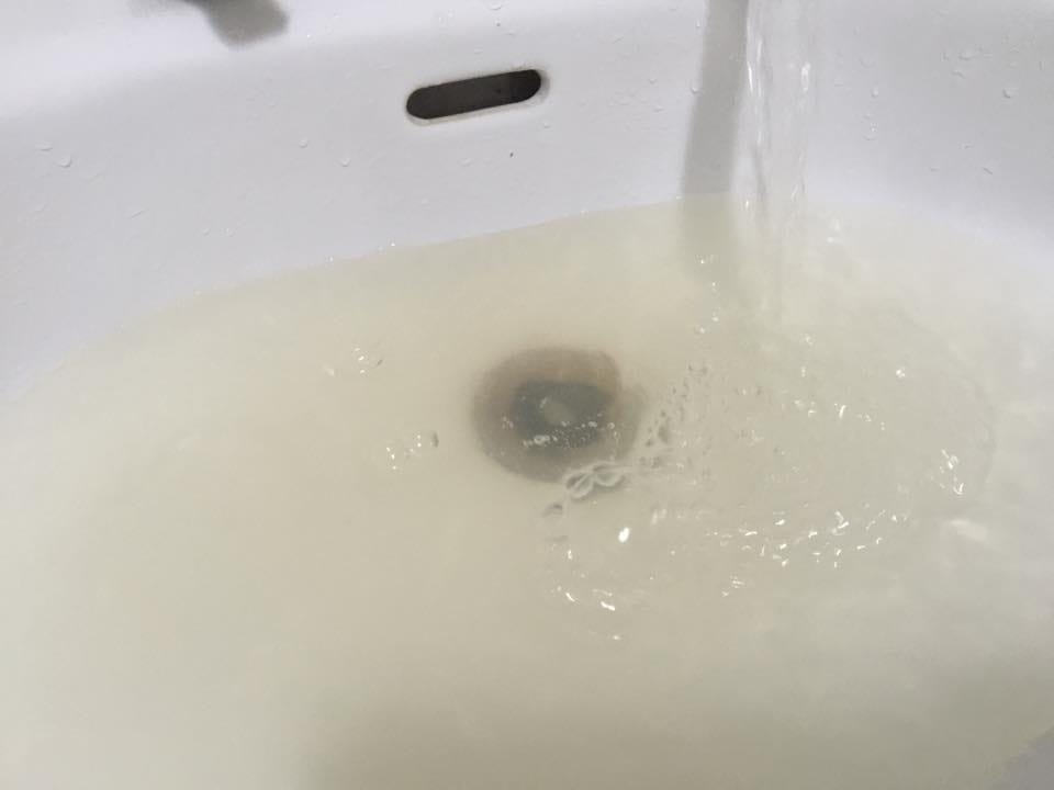 蘇迪勒颱風因為帶來豐沛雨量，造成大量泥沙流入大台北用水來源的南勢溪，導致原水的濁度飆高到3萬多度。圖：新頭殼資料照片