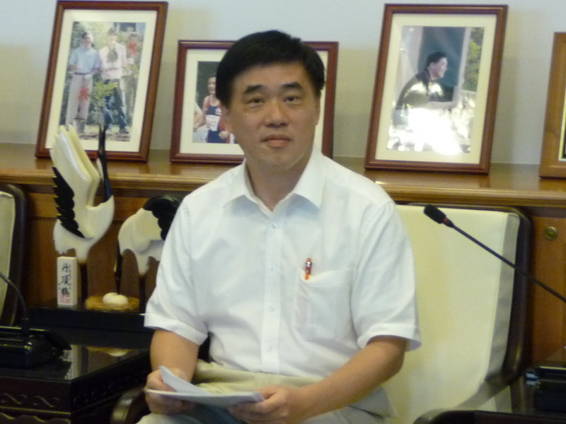 台北市長郝龍斌23日除了提出曙光計畫及融資專案外，再度表示會致力於藍綠和解、弭平社會傷痕。圖：陳昱瑾/攝