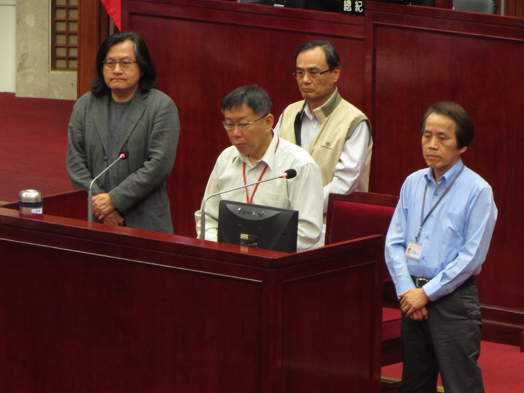 台北市長柯文哲10日下午在台北市議會接受總質詢。圖：邱珮文/攝