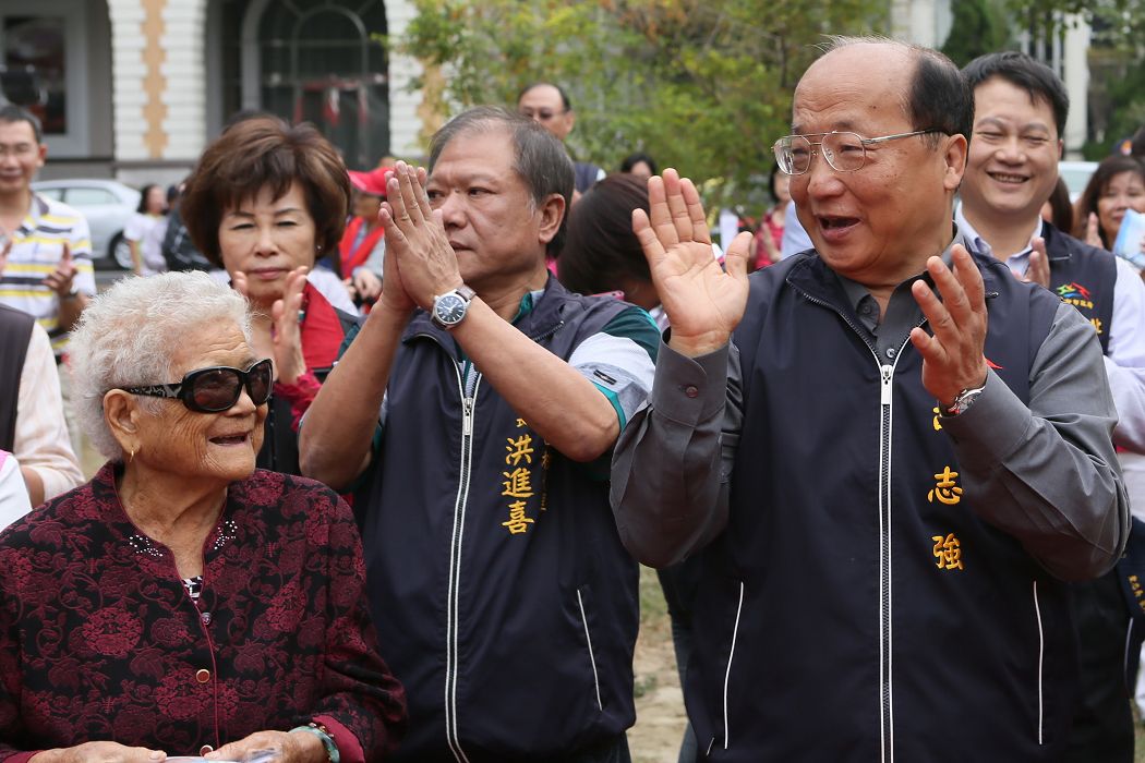 台中市長胡志強的民調依然落後民進黨台中市長候選人林佳龍。圖：翻攝自台中政府新聞局官網