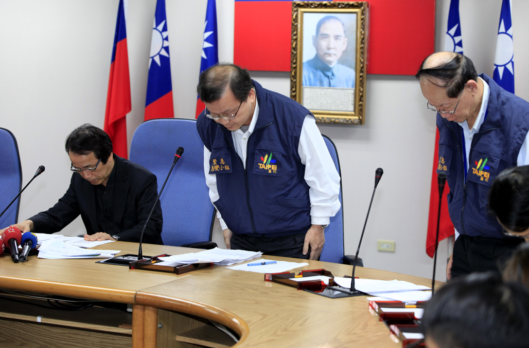 台北市副市長林欽榮11日表示，捷運綠線已全面停工，全面檢視安全性。圖：台北市政府提供