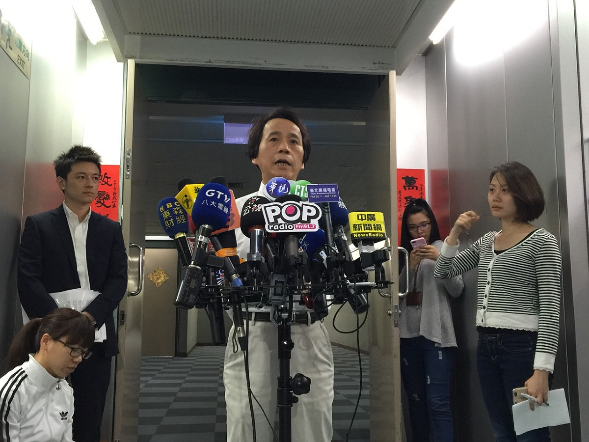 針對日前所提出的台北大巨蛋安檢報告，安檢小組召集人、台北市副市長林欽榮23日上午表示，自己也曾在營建署長任內，參與高雄世運主場館審查，當時的標準比遠雄還要嚴苛。圖：劉奕霆/攝