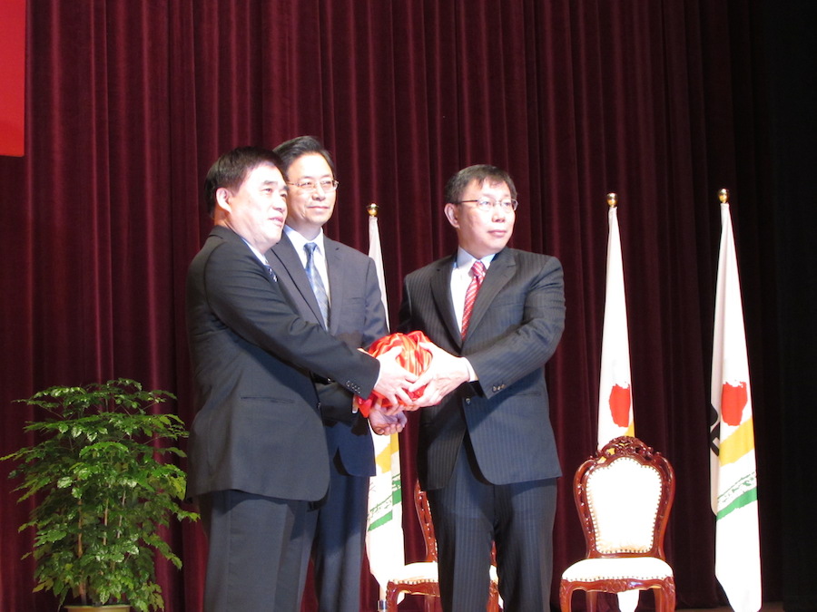 台北市第6屆市長、副市長、一級機關政務首長宣誓就職及交接典禮在今(25)日上午舉行。圖：劉奕霆/攝