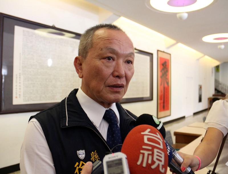 發不出7月薪水，苗栗縣長徐耀昌將於10日上午10點半和閣揆毛治國見面，爭取中央調度支援，期盼能儘速發放。圖：中央社資料照片