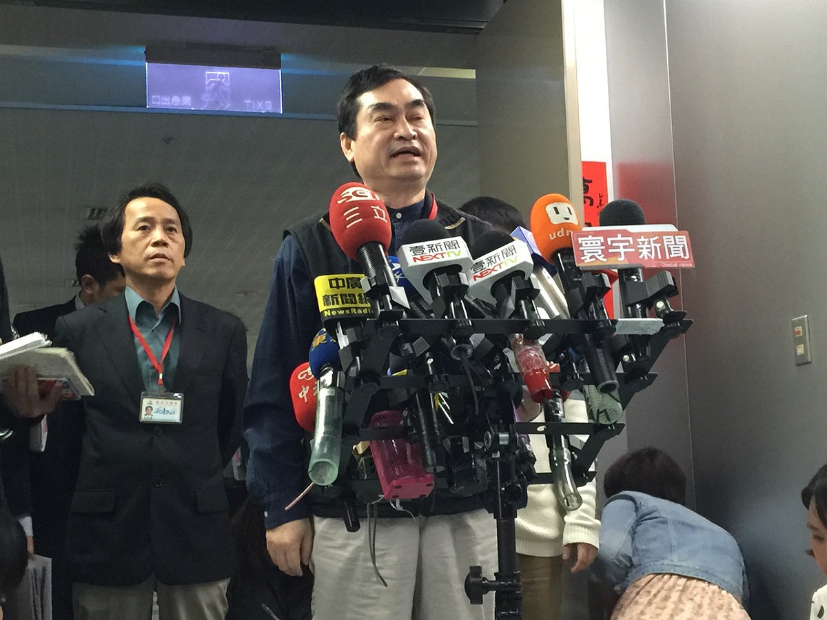 對於遠雄集團昨天下午大動作反擊北市府所提出的大巨蛋安檢報告，台北市副市長鄧家基和林欽榮今(17)日上午一同出面受訪。圖：劉奕霆/攝