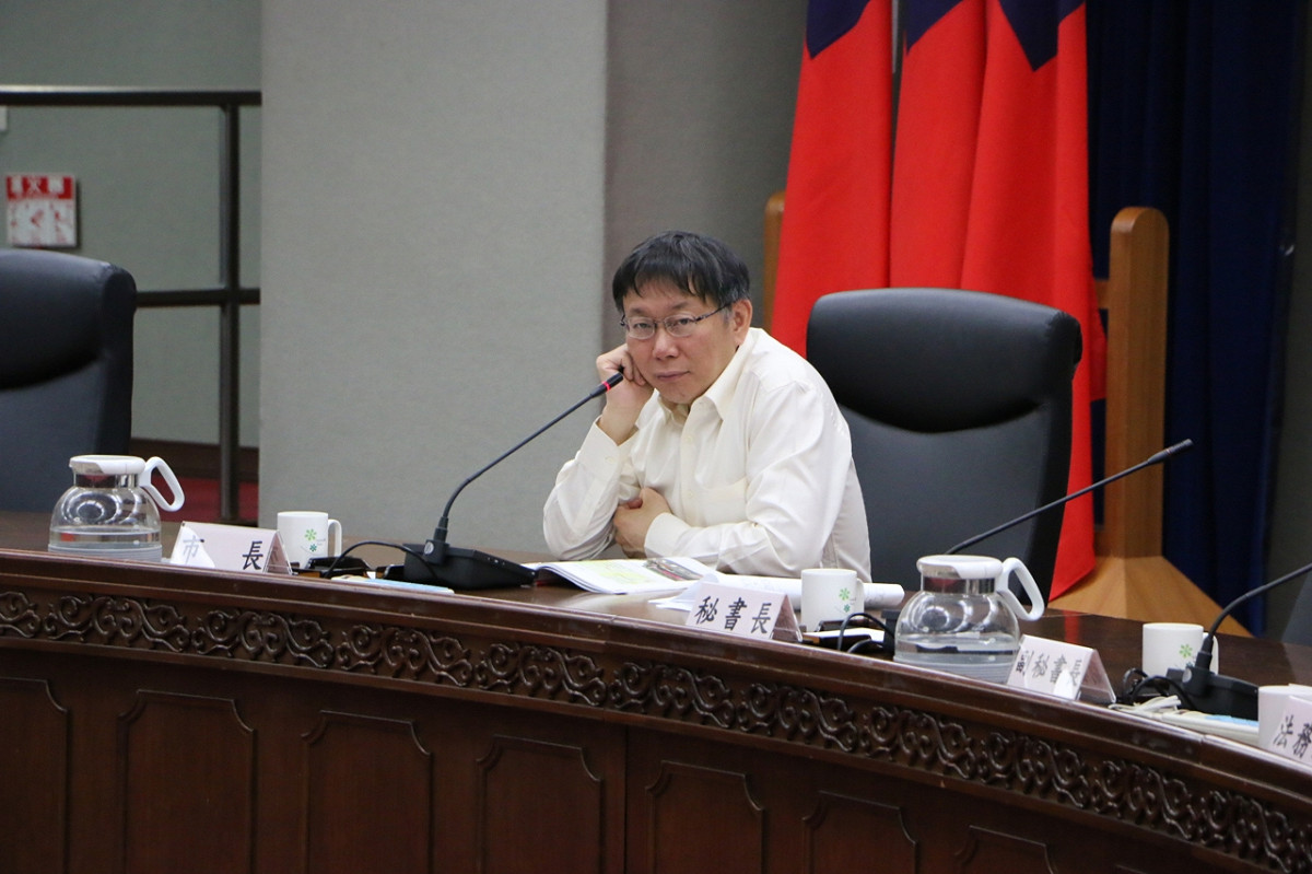 台北市長柯文哲今(1)日上午出席里長座談會，會中提到台北市的違建情形時指出，「這個國家到處都是違建，無法理解」，並說從現在開始，有新的違建「絕對給你死！」。圖：劉奕霆/攝