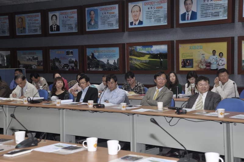 新竹縣政府今(18)天辦綠能園區說明會，業者只來11家。圖：陳權欣/攝