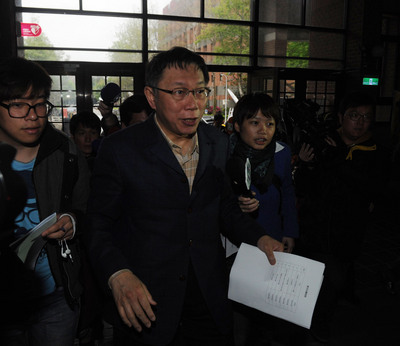 台北巿長柯文哲7日出席性別議題公共論壇，脫口說出「不是都有外籍新娘進口30萬人」引發爭議，公民團體怒嗆「扣分」。圖：中央社資料照片