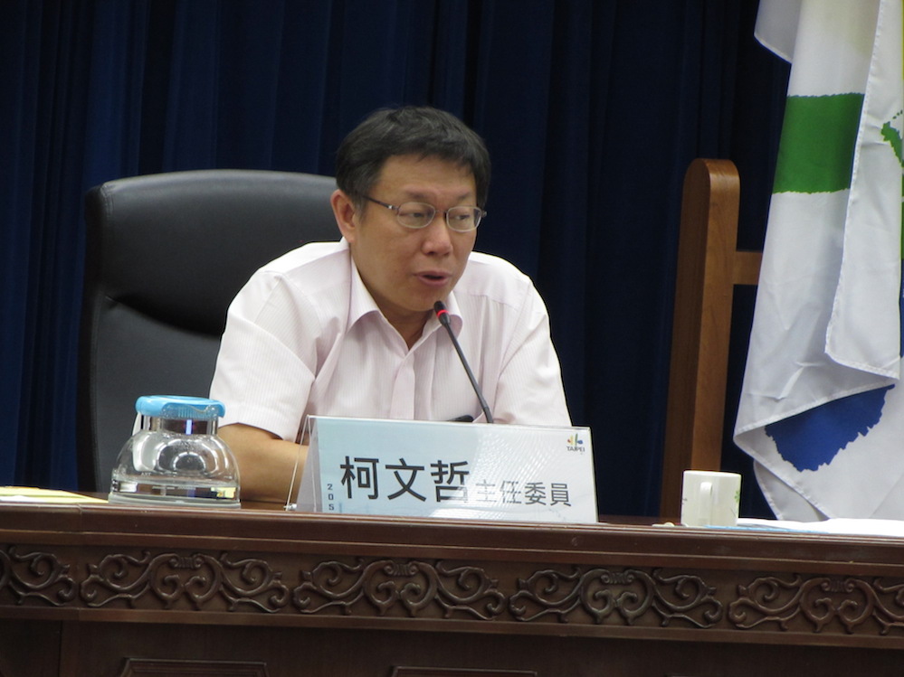 台北市長柯文哲20日受訪表示，「兩岸一家親」的說法是表達善意，他只是希望兩岸關係不要太僵化，走入死胡同。圖：邱珮文/攝