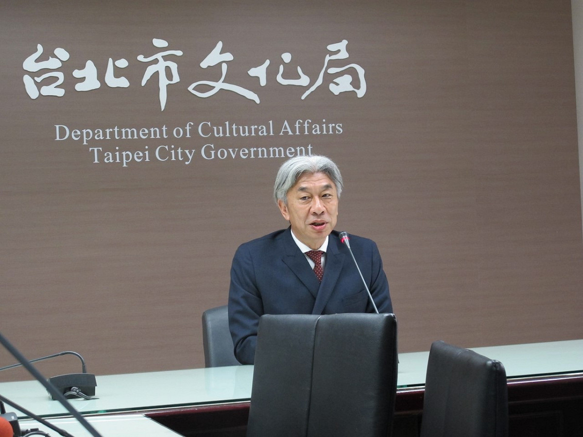 台北市政府和富邦集團旗下台北文創公司所經營的松菸文創園區BOT案，日前傳出談判破局，北市文化局長倪重華4日上午向台北市長柯文哲報告，受訪時否認破局，但會做鑑價買回的準備。圖：劉奕霆/攝