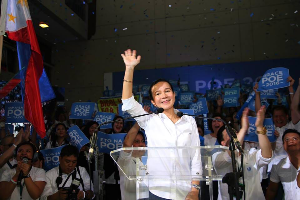 葛蕾絲波伊宣布參選菲律賓總統，她造勢時都是一身清爽的白襯衫搭配牛仔褲，親民擄獲藍領人士的心。圖：翻攝葛蒏絲波伊臉書