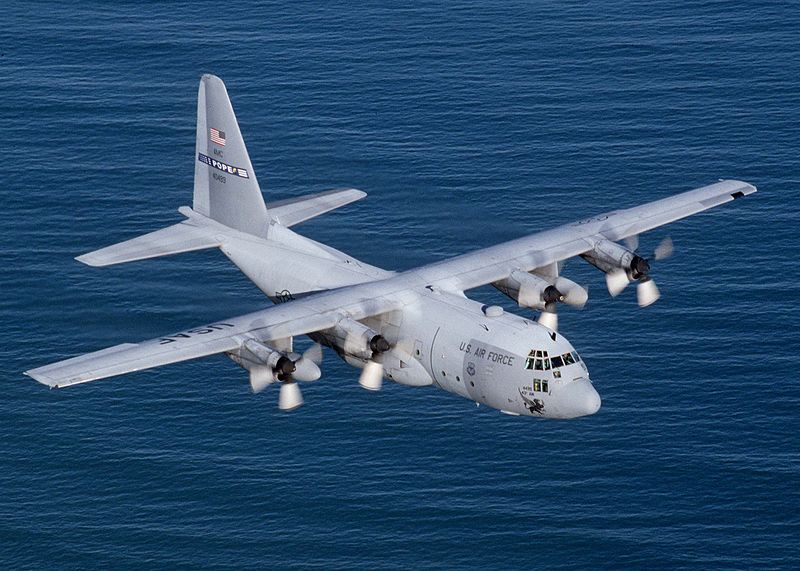 根據維基百科資料，C-130大力士運輸機是由美國洛克希德·馬丁公司所研發生產的中型戰術運輸機，是美國最成功、最長壽和生產最多的現役運輸機。圖：翻攝維基網站