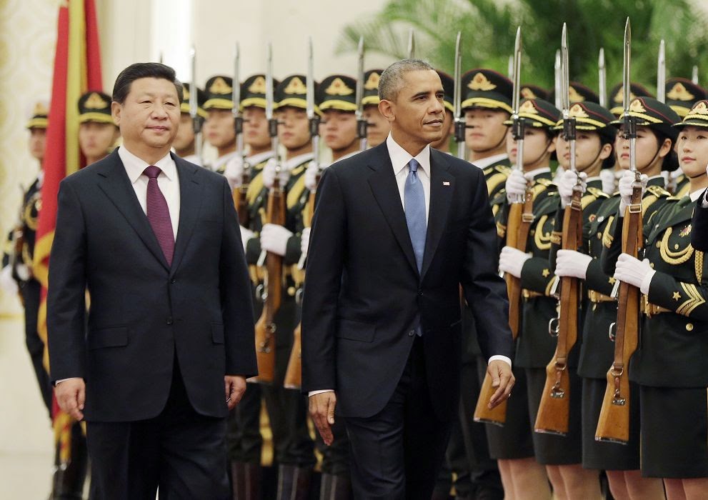 2014年歐巴馬出席中國主辦的亞太經濟合作會議（APEC），與中國國家主席習近平曾短暫會面。圖片來源：達志影像/美聯社資料照片