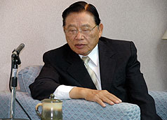 江陳會即將登場，海基會董事長江丙坤今天表示，確保陳雲林安全是政府的責任。（圖片來源：中央社）