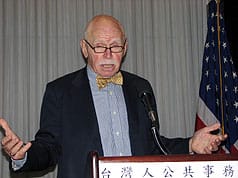 孔傑榮 : 扁應有條件停押 公平為己辯護