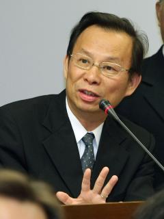 外傳行政院環境保護署長沈世宏被納入下一波異動名單中，沈世宏今(30)天在立法院受訪時表示，閣員就是臨時工，異動是必然的。圖：中央社資料照片