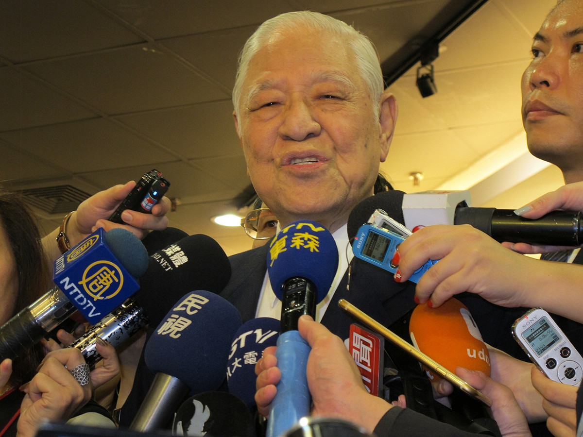 前總統李登輝15日表示，讓立法院長王金平當國民黨主席也不錯。圖：林朝億/攝