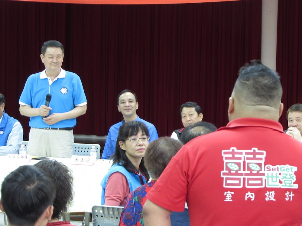 國民黨總統參選人朱立倫22日出席台中基層輔選幹部對談會。圖：邱珮文/攝