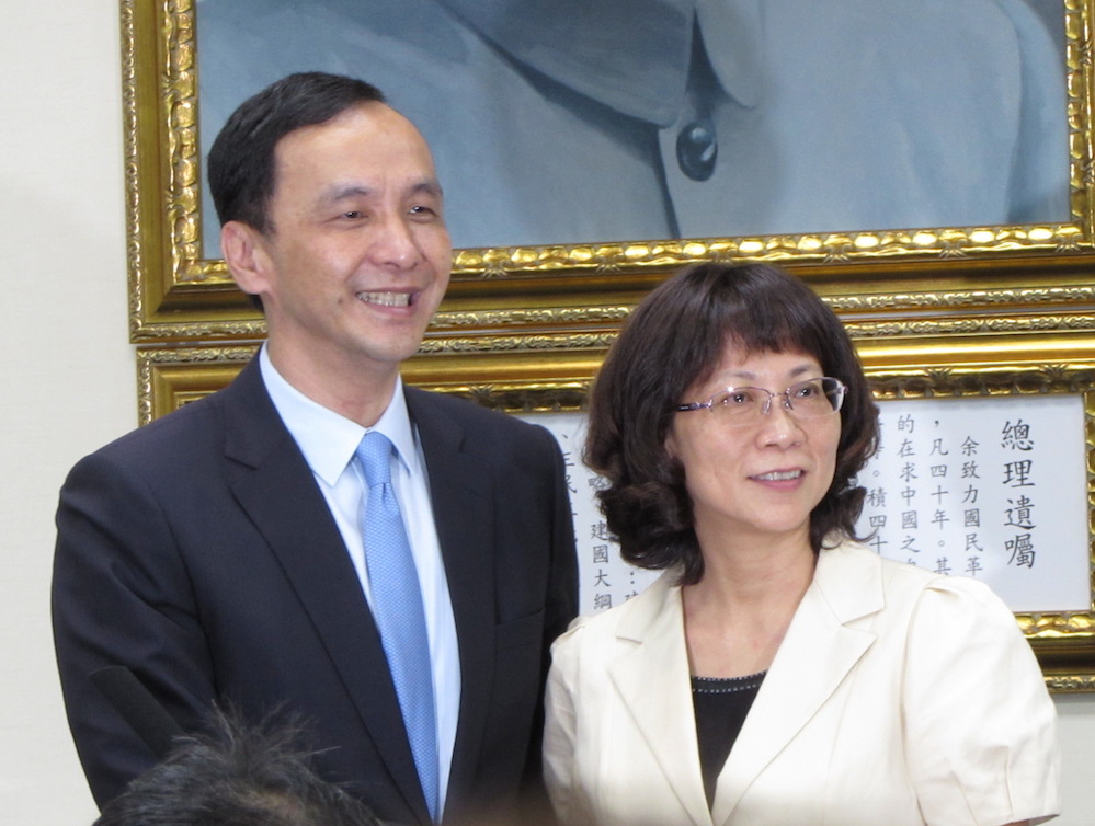 國民黨18日舉行副總統參選人介紹會，「朱玄配」正式出線。王如玄自稱是無黨籍的政治素人、是公平正義的實踐者。圖：邱珮文/攝