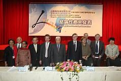 國際人權專家組成的審查團，來台審查台灣政府實施國際人權公約狀況。1日在法務部報告觀察結果與建議。圖:中央社
