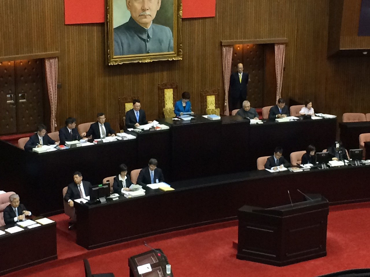 立法院今(31)天上午經過朝野協商後，決議申請入亞投行機構由國台辦改為亞投行籌備處。圖：符芳碩/攝