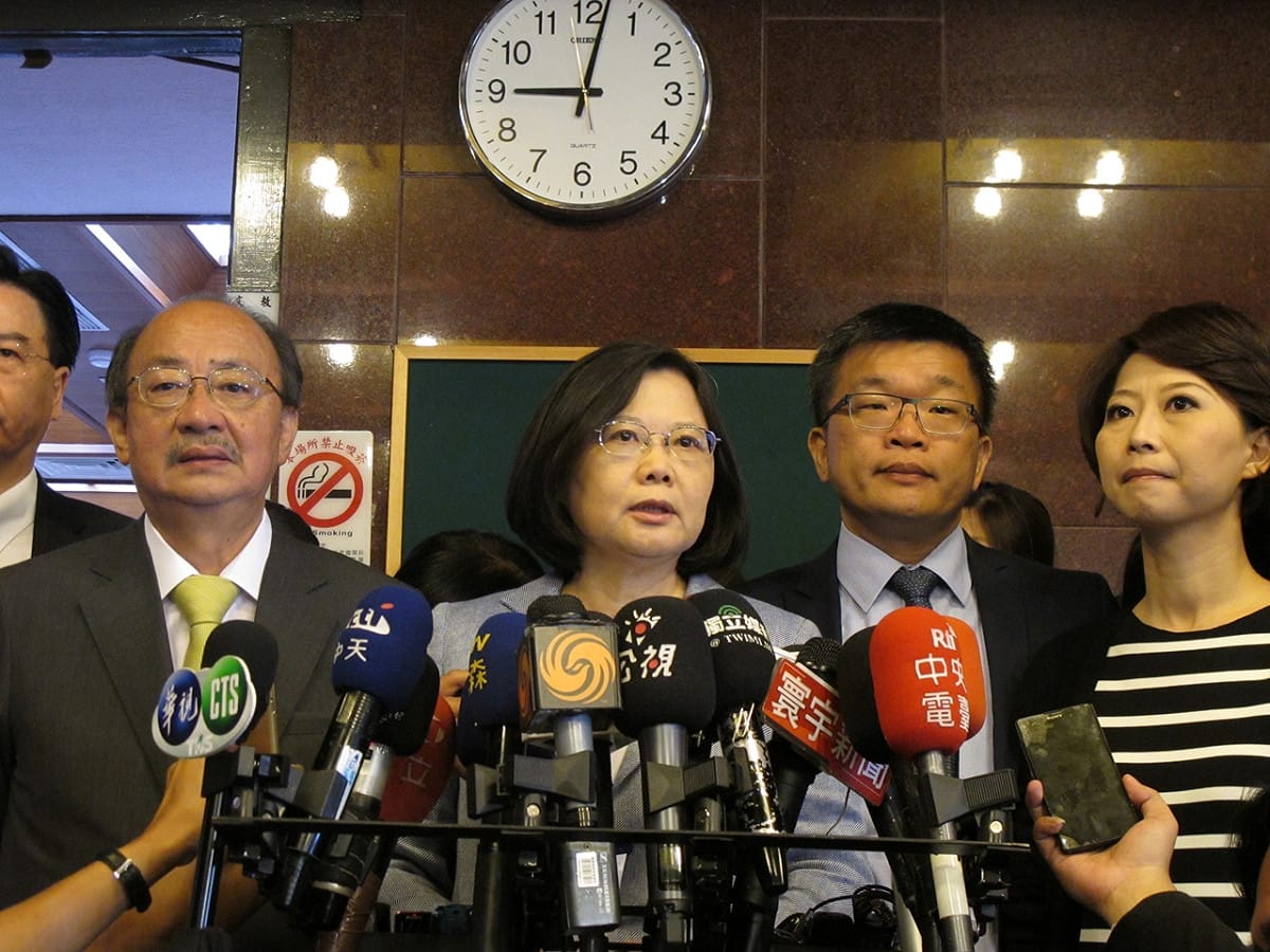 前國安會副主委何思因在美國舉行的研討會中指出，若民進黨總統參選人蔡英文(圖)與中國之間無法找到雙方都能接受的互動基礎，兩岸關係將難避免從「溫合」走向「冷合」，甚至是「冷戰」。圖：林朝億/攝