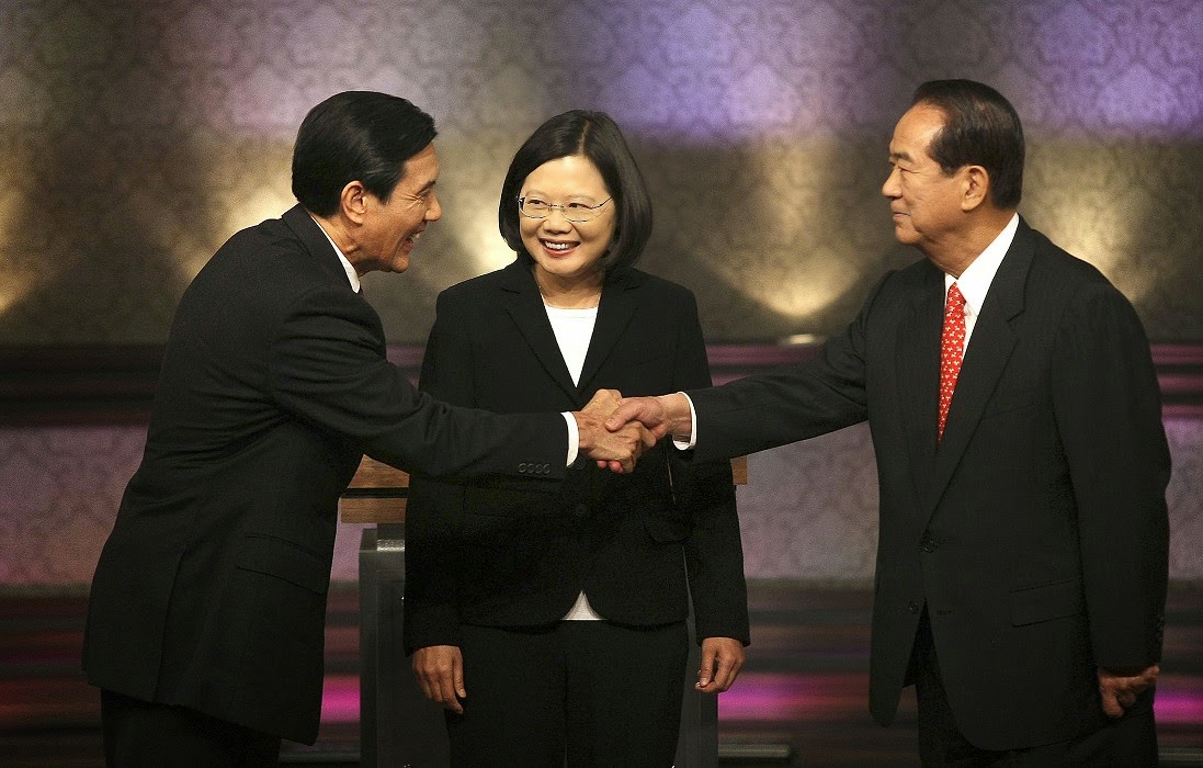 2012年總統候選人辯論會由公視與四報一社聯合舉辦，國民黨盼這次大選也能維持這個傳統。圖片來源：達志影像/路透社。